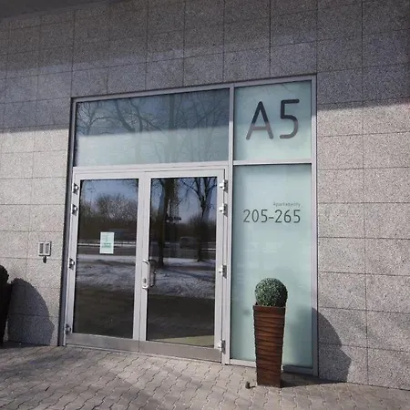 Triston Park Apartament