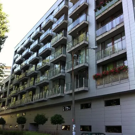 Apartament Triston Park *