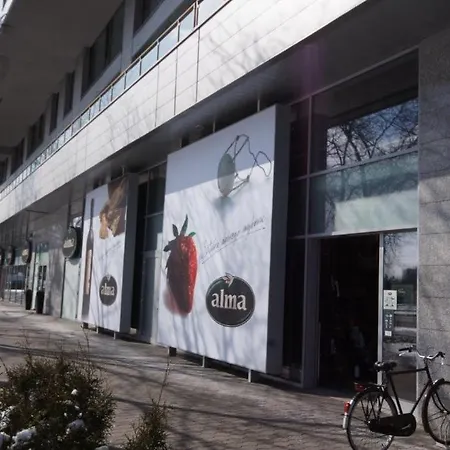 Triston Park * Warsaw